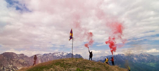 photo by Leonardo Tommasin >> click to look at the amazing gallery of FIRST IGNITION 11 MAY 2008 - more than 100 mountains...